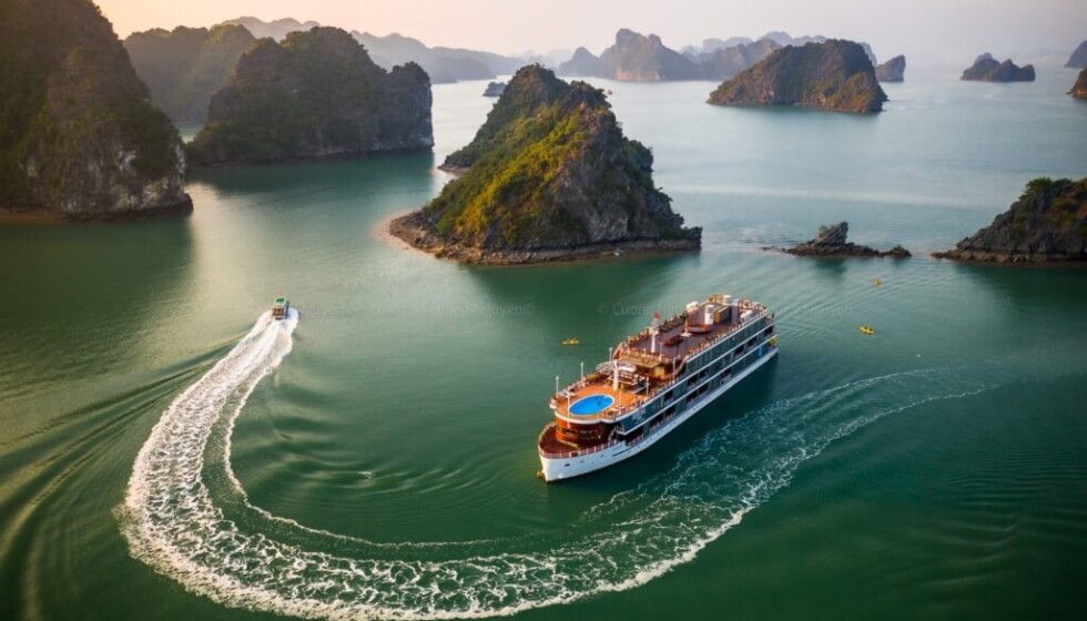 du thuyền cát bà