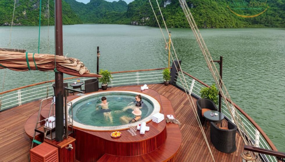 DU THUYỀN INDOCHINE PREMIUM HẠ LONG