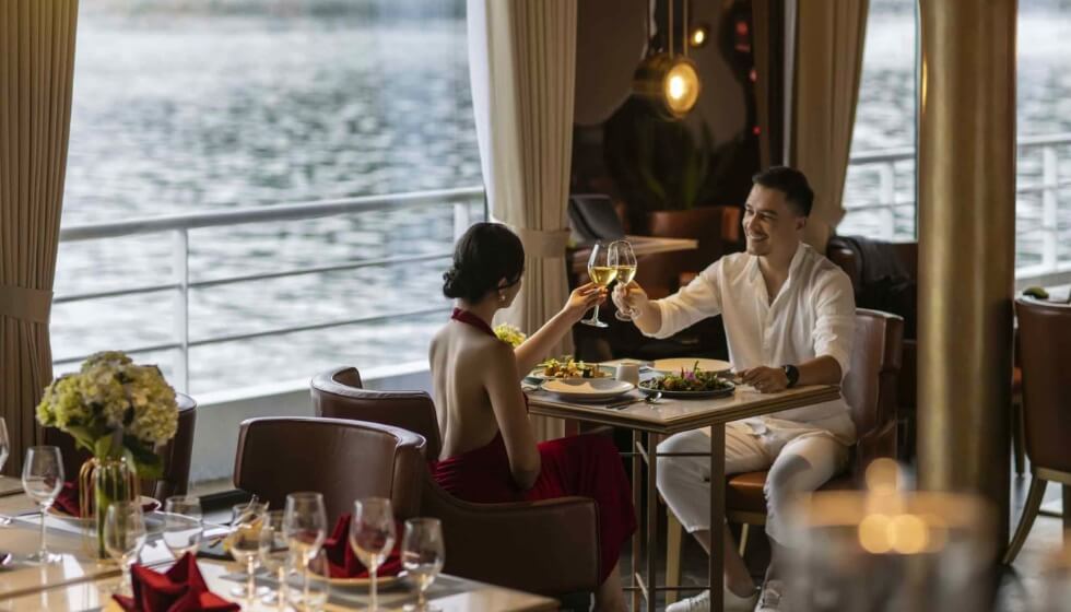 du thuyền sea stars cruise
